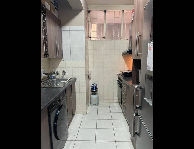 1 BEDROOM APARTMENT FOR SALE IN SUNNYSIDE